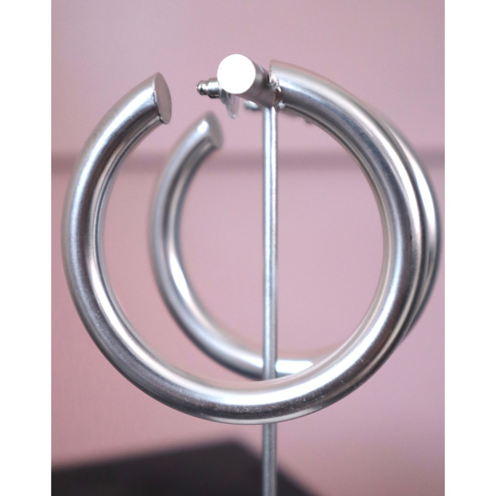 Hoop girl~Matte Silver